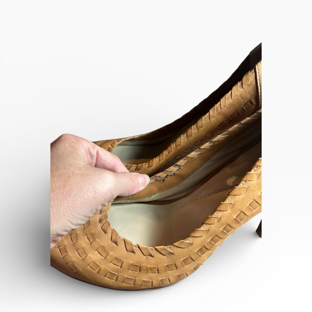 Andrew Geller Woven Tan Heels - Picture 5 of 7